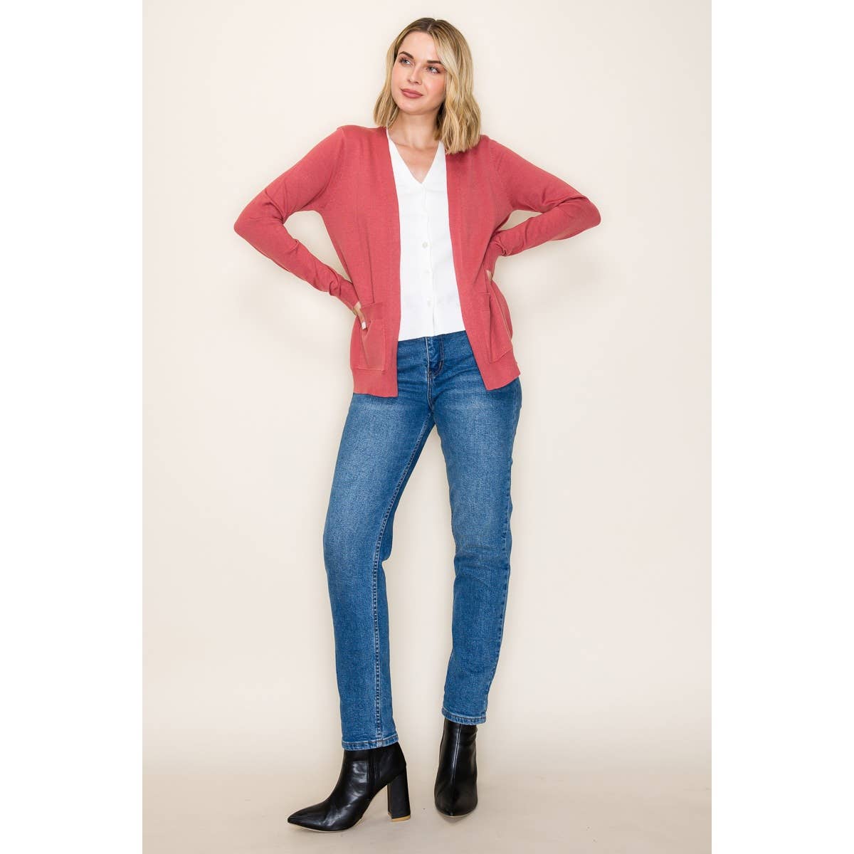 STACCATO - Vendita all'ingrosso Cardigan - Donna - CARDIGAN MAGLIONE SCOLLO A V 2FER25