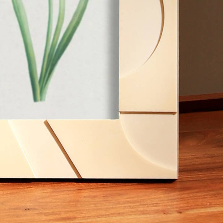 ExpoBazaar – wholesale Picture frame – Photo Frame | Ivory Resin 3D Cut Inlay Picture Frame | 5x7"1