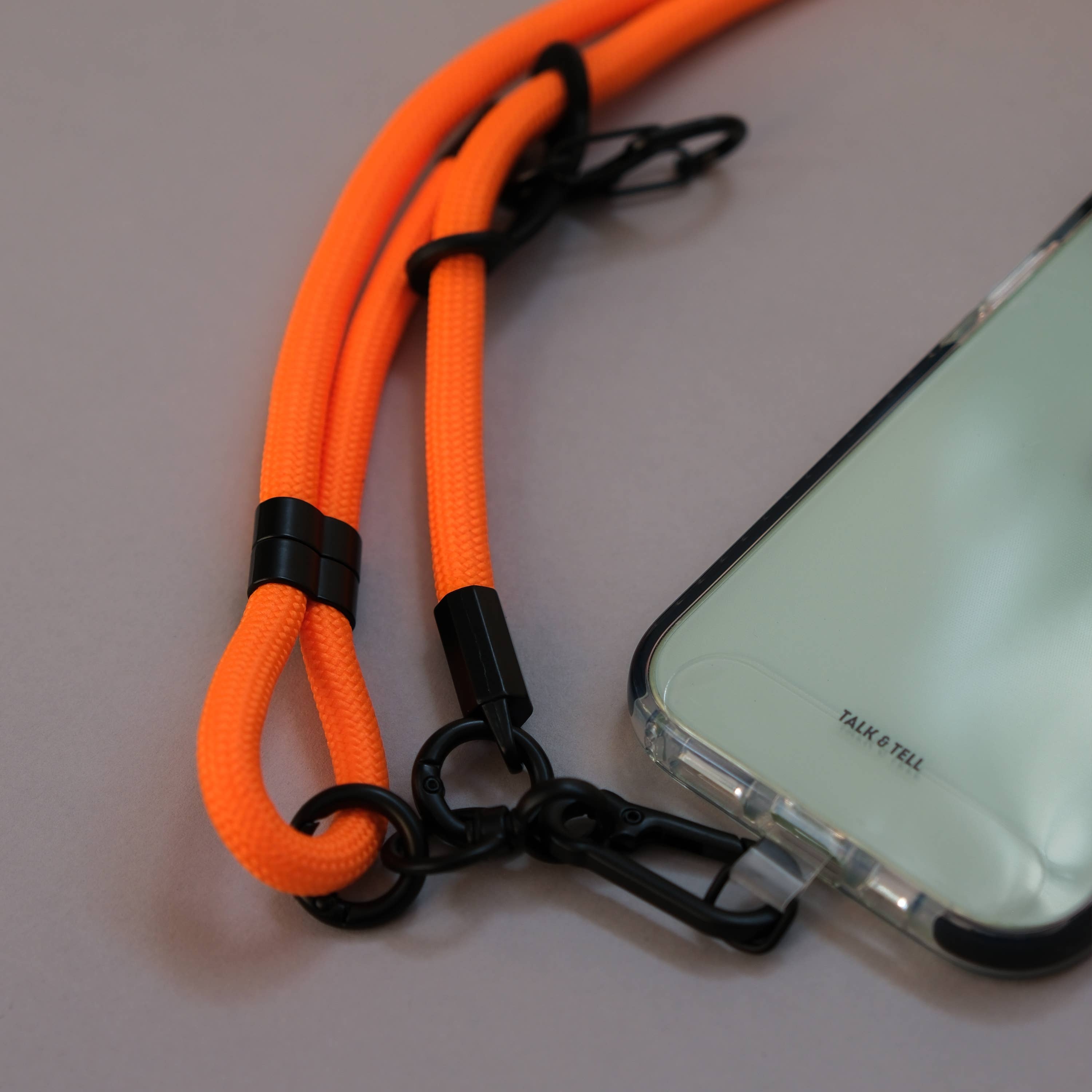 Talk and Tell - Venta al por mayor Correa para móvil - Cordón ajustable naranja para teléfono tipo bandolera2