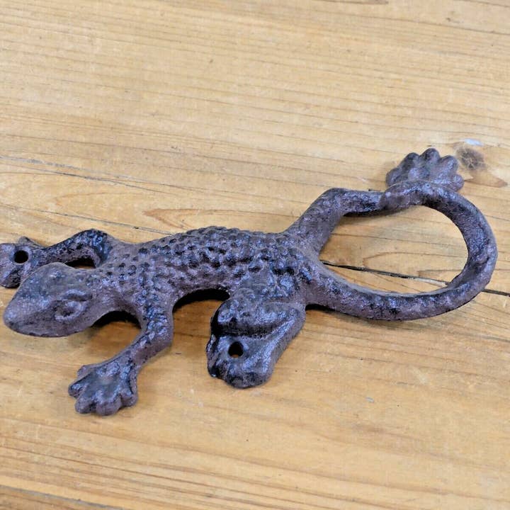 Midwest Craft House - Wholesale Decorative Figurine - LARGE RUSTIC CAST IRON LIZARD