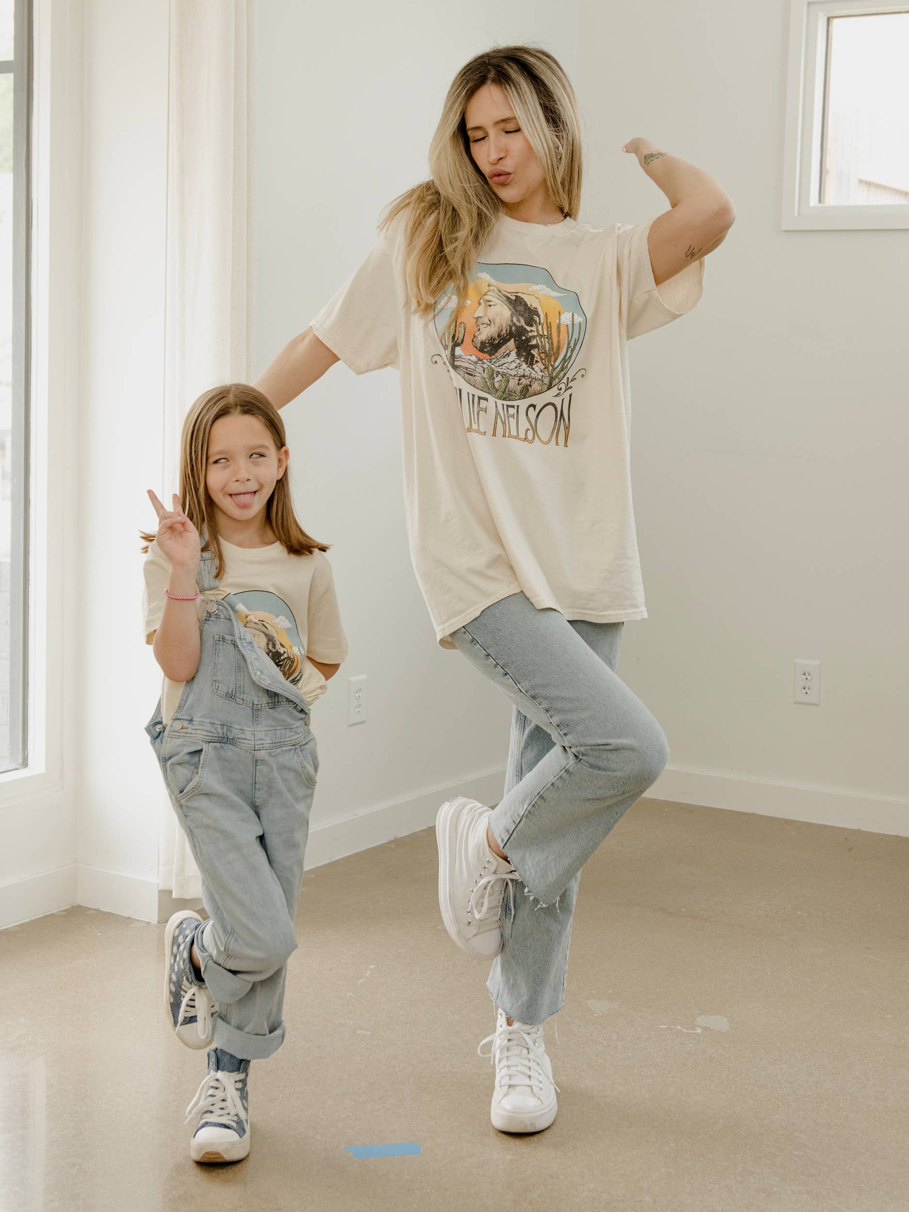 LivyLu - Wholesale Screen Printed T-Shirt - Kids - Children's Willie Nelson In the Sky Oatmeal Graphic Tee7