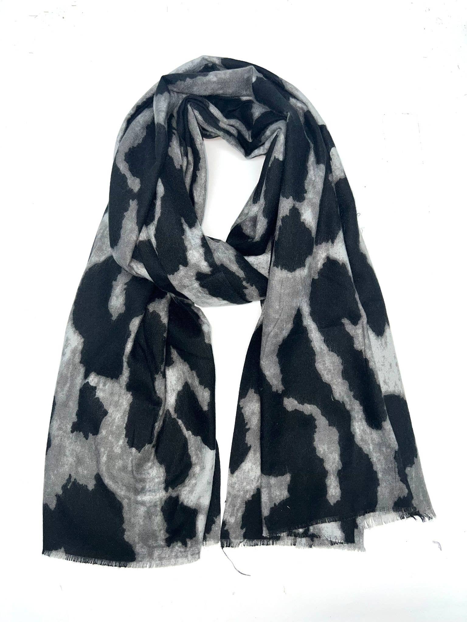 LINETA - Wholesale Scarf - Women's - LL-3 Thick Scarf with Leopard Pattern5