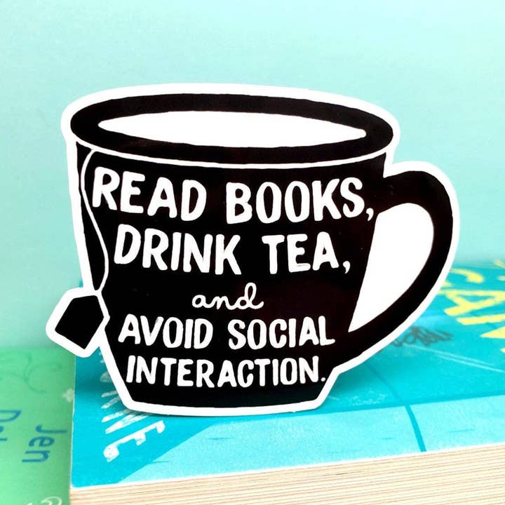 Læs bøger, drikke te, og undgå social interaktion antisocial mærkat for engroshandel hos My Secret Copy