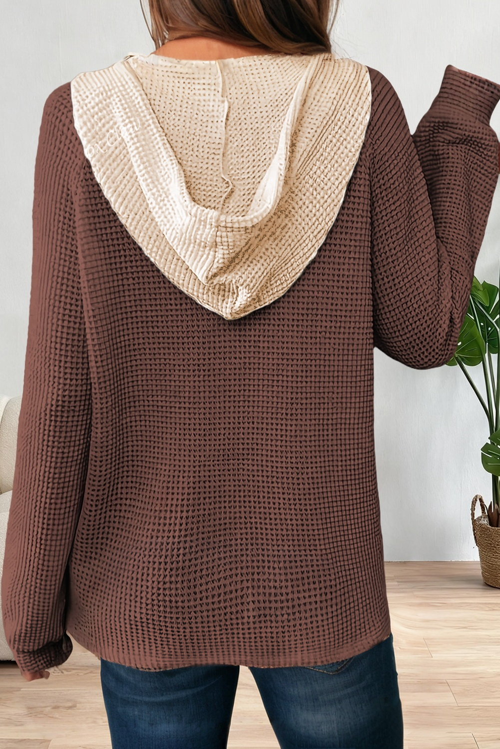 LA Society - Vente Sweat à capuche – femme - Haut à capuche à demi-boutonné en maille gaufrée contrastée1