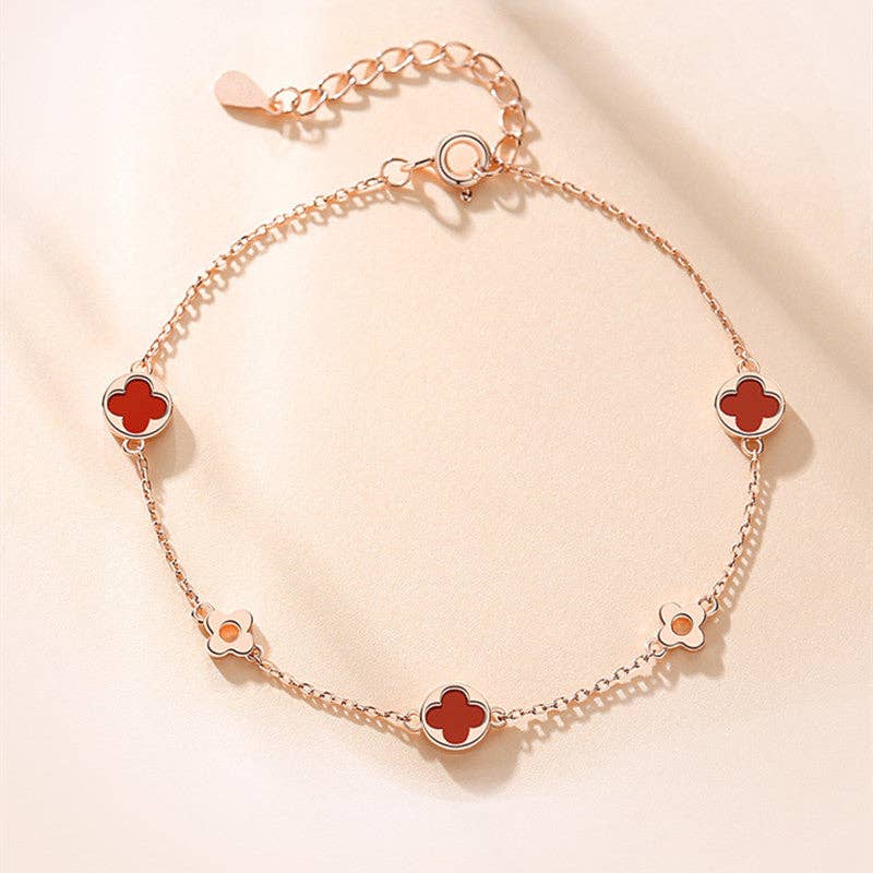 Perimade & Co. LLC – wholesale Berlockarmband – Armband med fyrklöver och agat i 925 sterlingsilver4