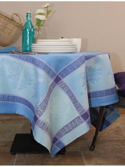 Jacquard TABLECLOTH lavande 58 inches square for wholesale by T.O.P.I imports