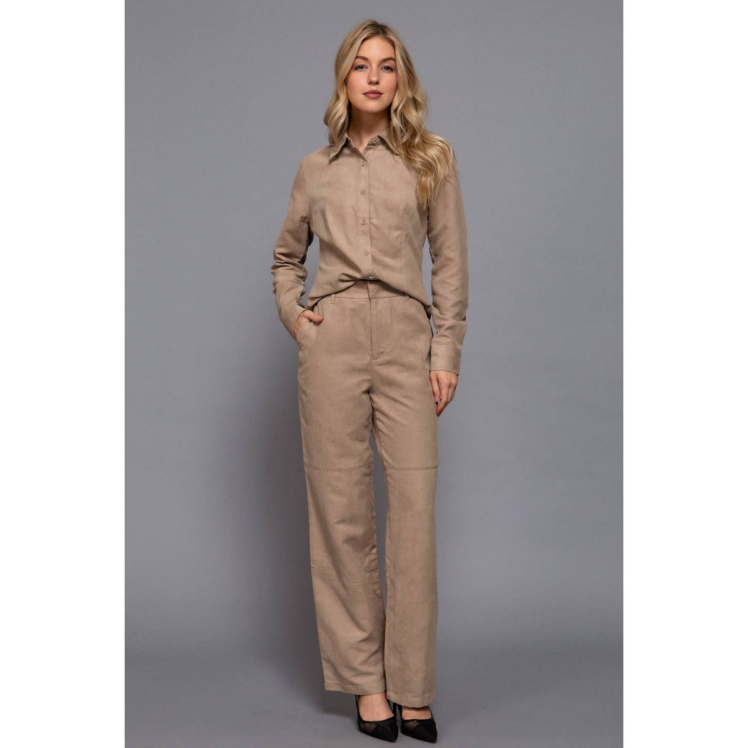 HiteJeans - Vente Pantalon – femme - PANTALON TISSÉ À JAMBES DROITES EN FAUX DAIM0