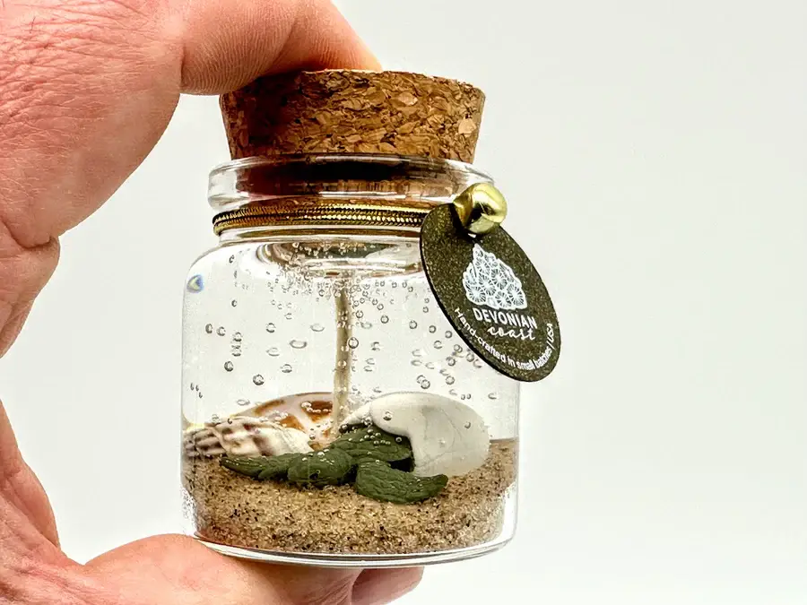 Devonian Coast - Wholesale Novelty Candle - Sea Turtle Hatchling Gel Candle – Mini3