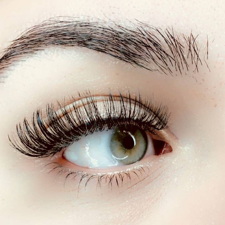 Nathalie pour la vente par Camla Beauty