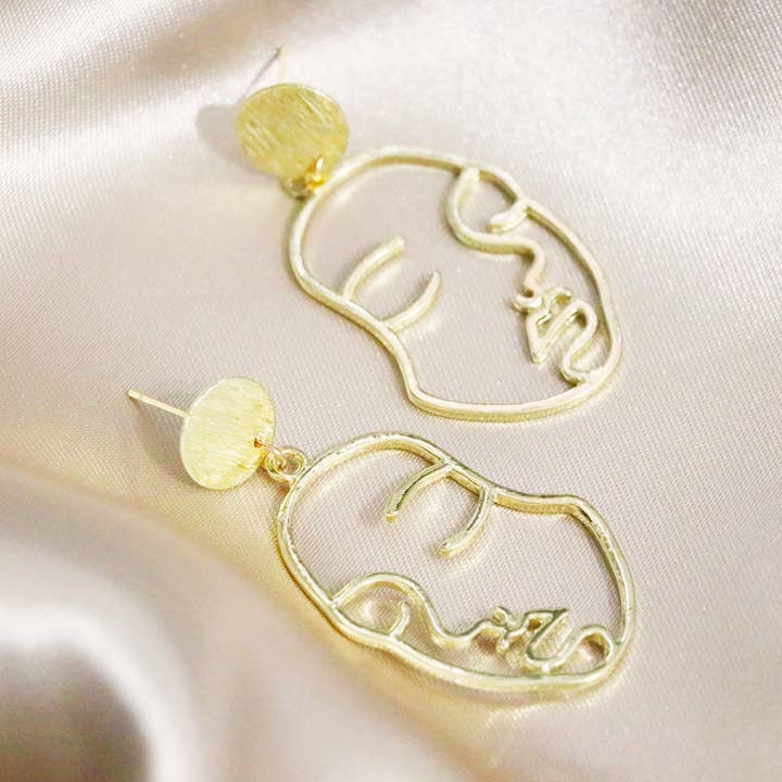 Joyas de arte abstracto, pendientes con rostro femenino, pendientes de oro para venta al por mayor de The Willow Creek Studio