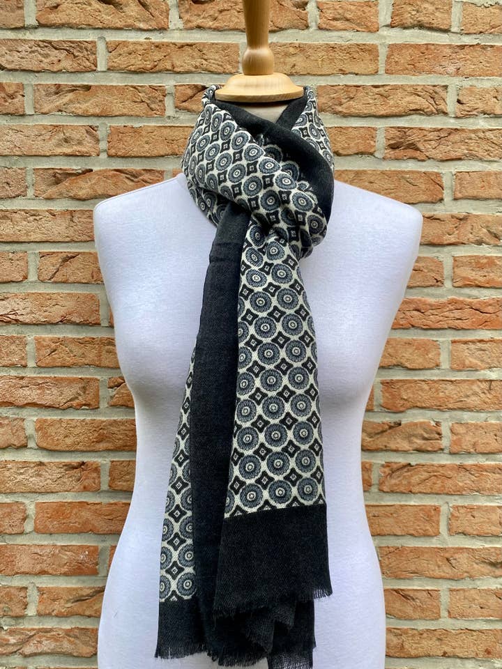 PALAZZO SCARF - BLACK - 80% CASHMERE / 20% SILK for wholesale by DIWALI PARIS
