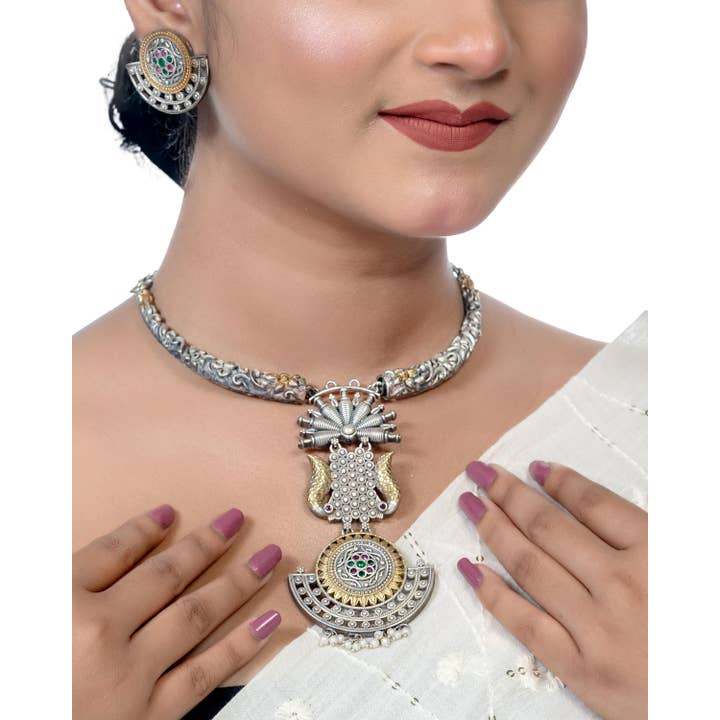 Ensemble de bijoux de temple ethnique oxydé à double ton en pierre pour la vente par Vastrabhushan