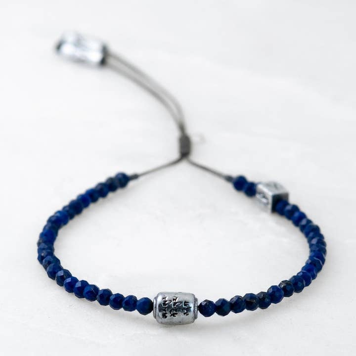 MALA KOSTBARE Armband - Saffier, Zilverkleurige Manikorlo voor wholesale door Roseparo