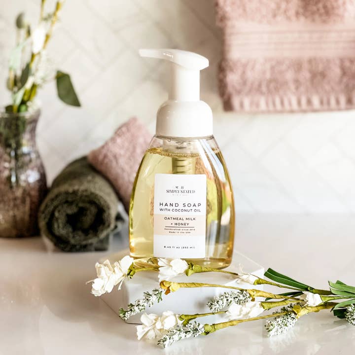 Savon moussant pour les mains — avoine, lait et miel | Savon à l'huile de coco pour la vente par Simply Stated Bath & Body