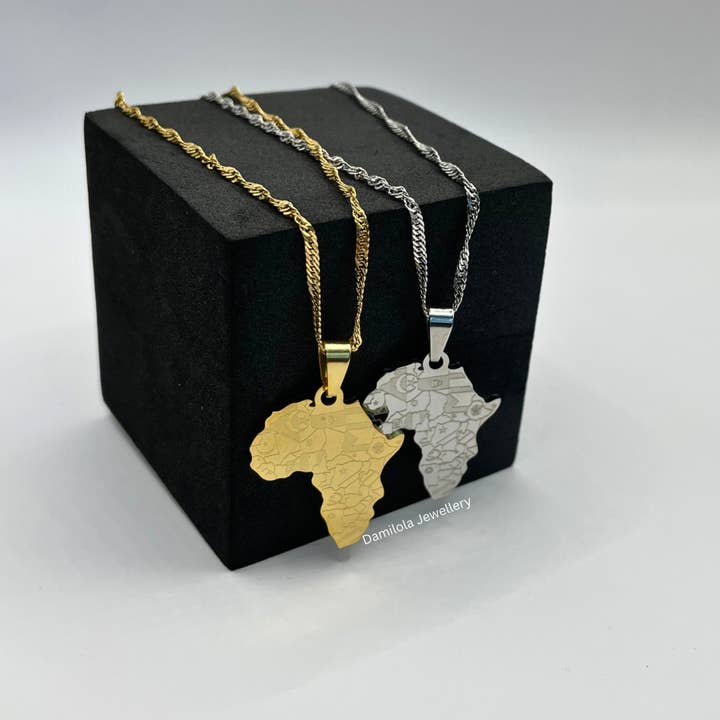 Damilola Jewellery - Wholesale Pendant/Charm Necklace - Africa Small Pendant Detailed Engraved ‘Kuumba' - Gold/Silver2