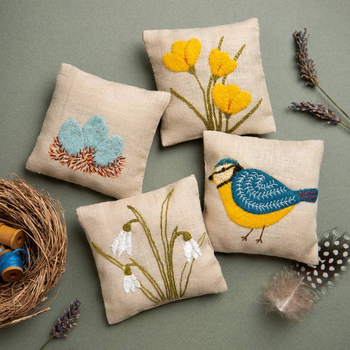 Corinne Lapierre Limited - Wholesale Embroidery/Cross Stitch Supplies - Linen Lavender Bags Embroidery Kit - Spring Garden