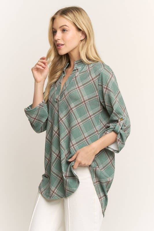 OLIJF ST1002-127 TOP MET KNOOPMOUWEN EN KRAAG IN VEELKLEURIG RUITPATROON voor groothandel op Faire6