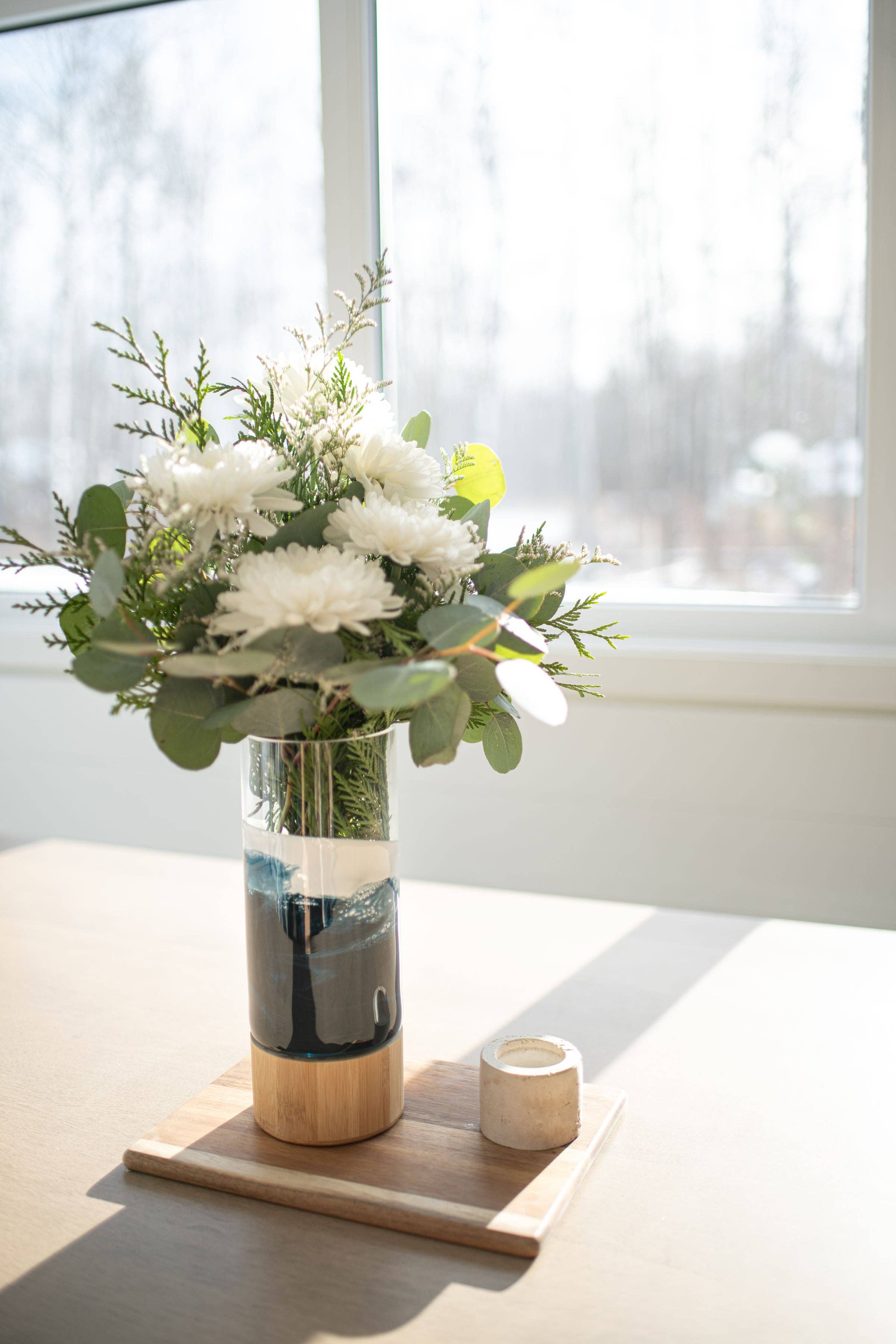 Lynn & Liana Designs - Wholesale Vase - NEW!!! Resin Accented Vase with Bamboo Base (NO TARIFFS)18