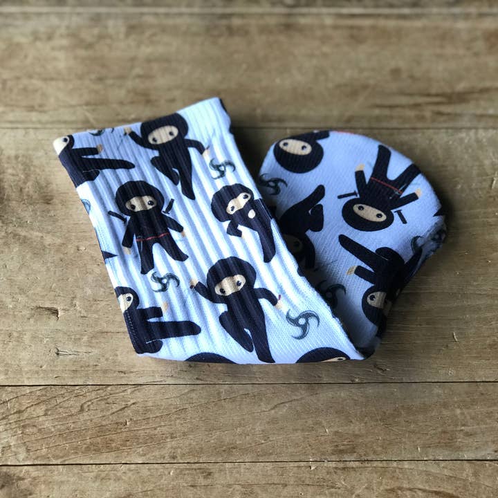 Chaussettes mi-mollet enfant Little Ninja pour la vente par Simply Me • Gentlemen Est. 2017 LLC