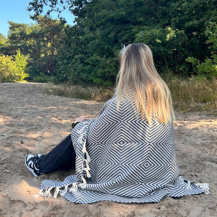 Lantara - Wholesale Throw Blanket - Plaid Oslo - Grey - Wool - 120x150cm
