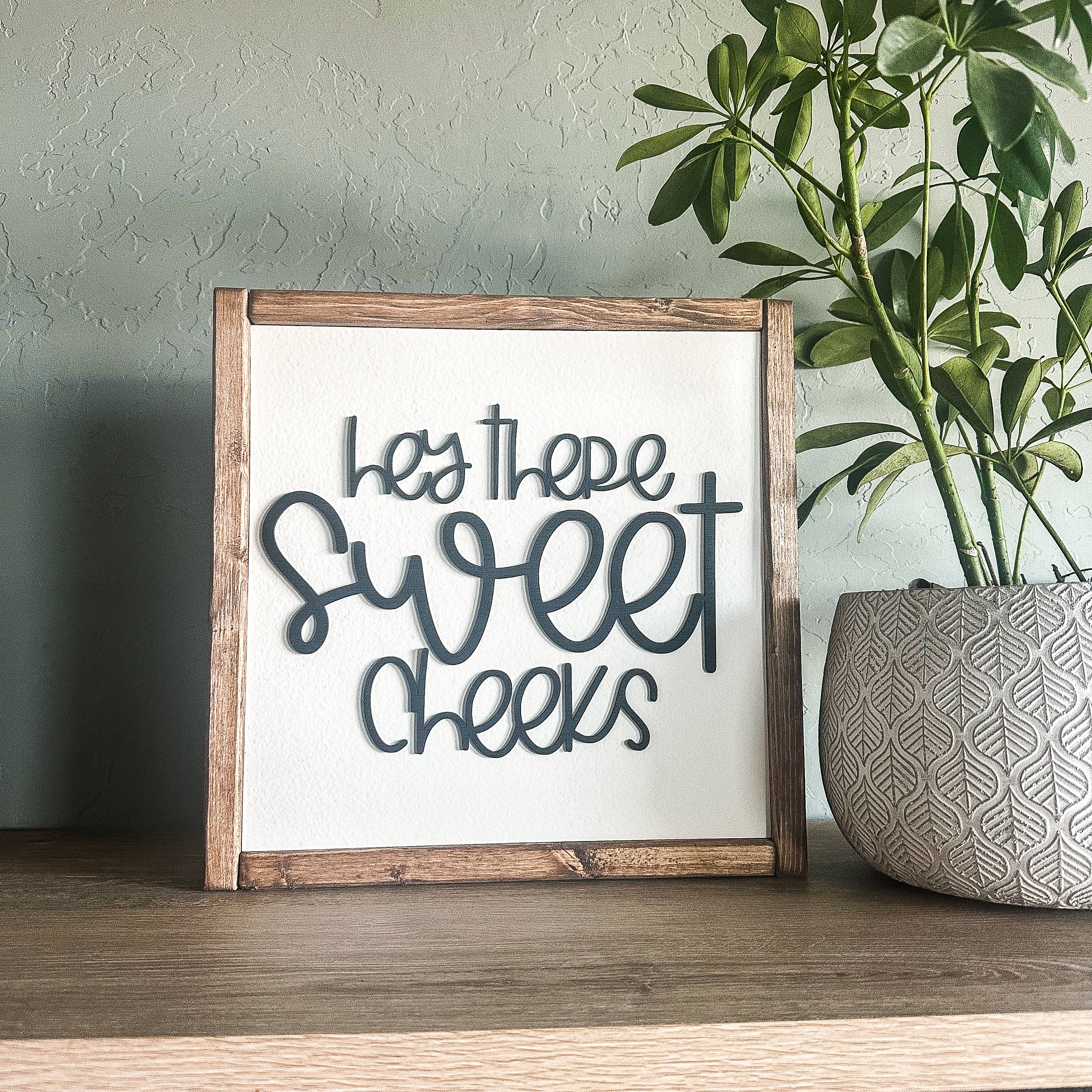 Dakota + Pine Design Co. – Engroshandel Skilt – Hej der søde kinder 3D Laser Wood Sign1