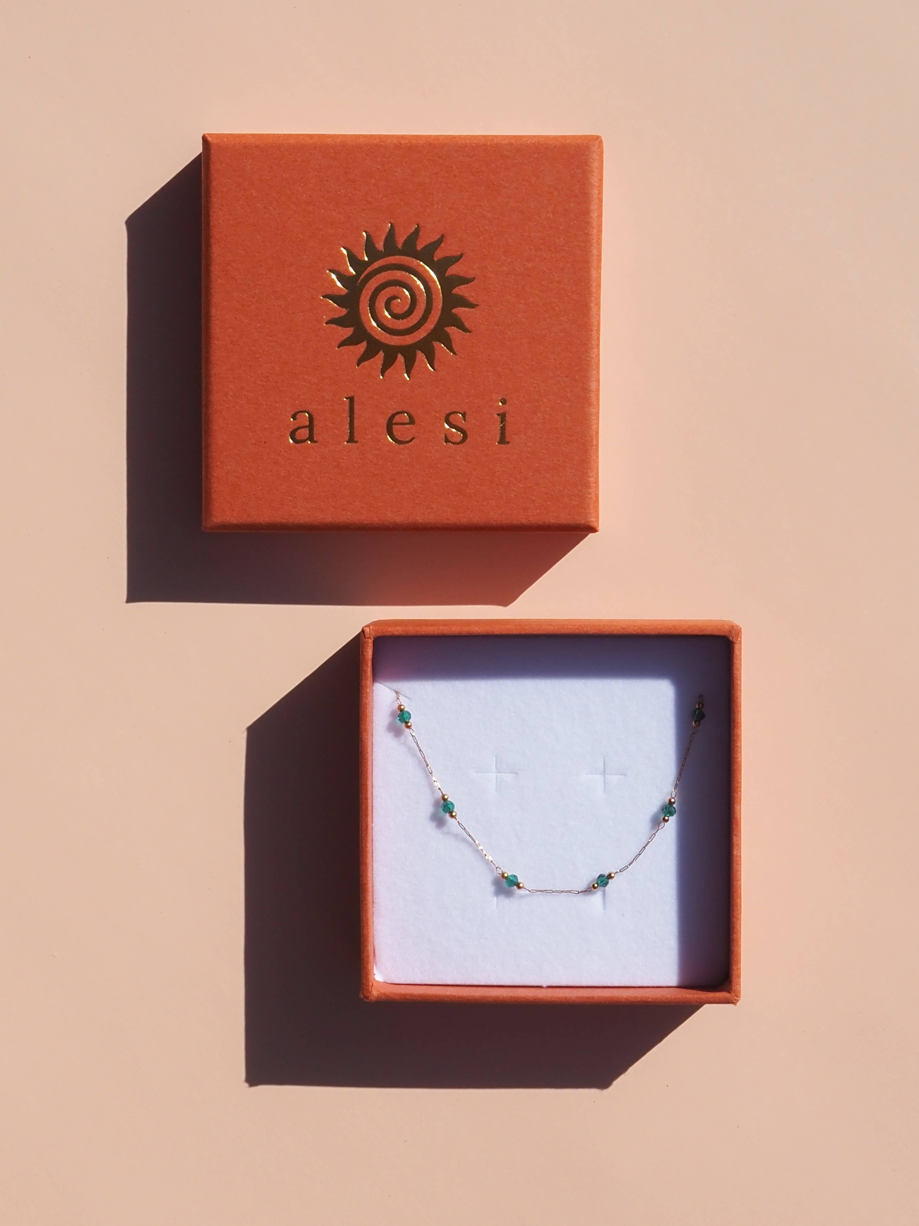 Alesi Jewellery – wholesale Kedjehalsband – Grön Satellithalsband 18K Guld1