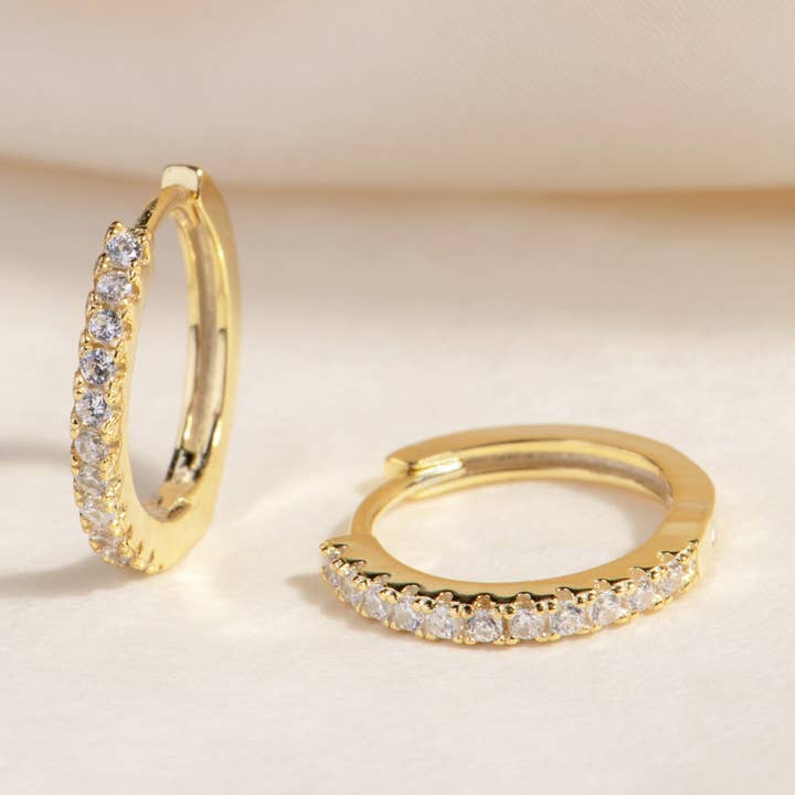 MAIVE - Wholesale Huggie Earrings - Everly Hoops0