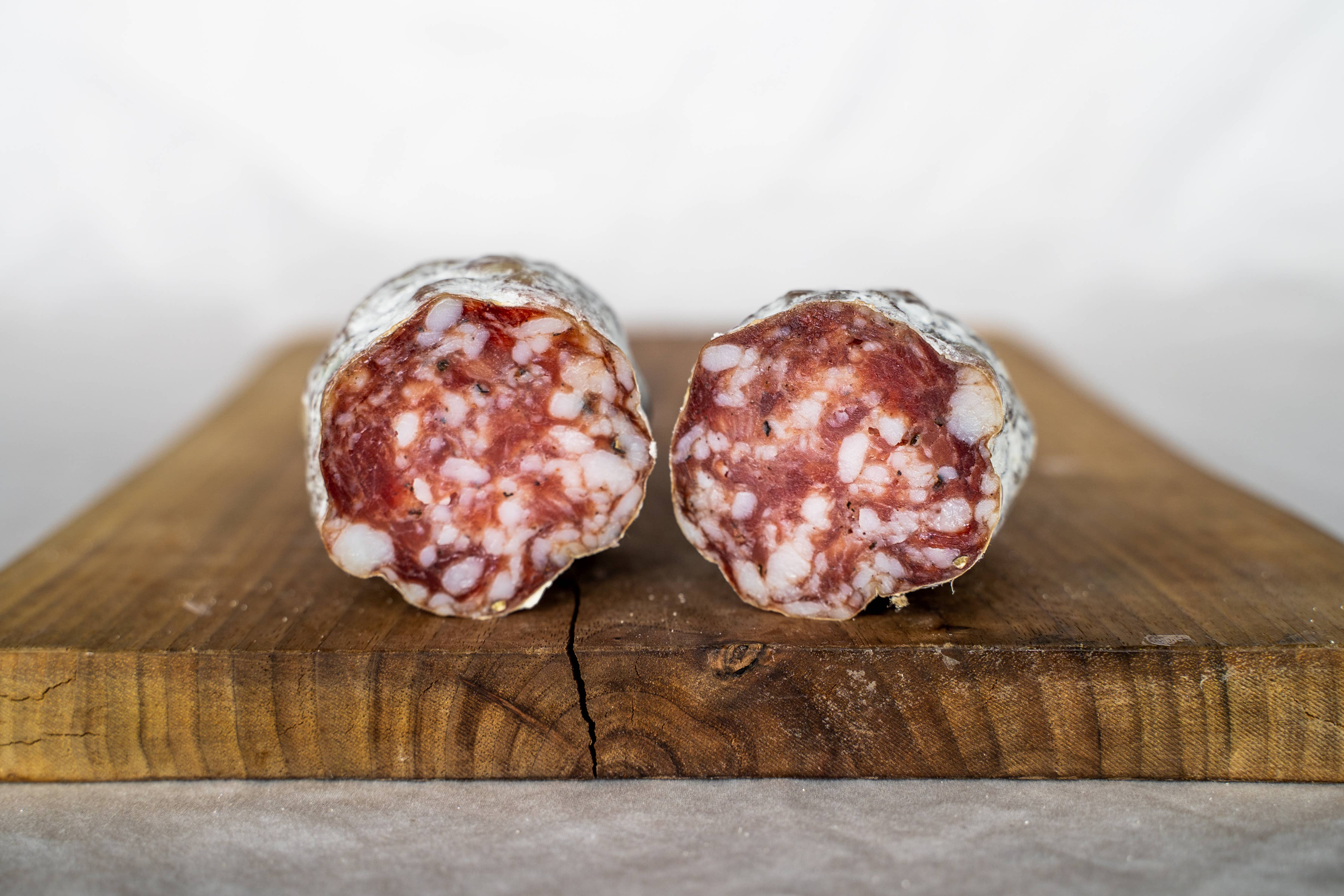 Lowry Hill Provisions - Vente Salamis - Salami à l'ail2