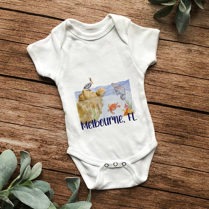 combinaison aquarelle pour bébé avec scène de mer pour la vente par Blue Poppy Designs