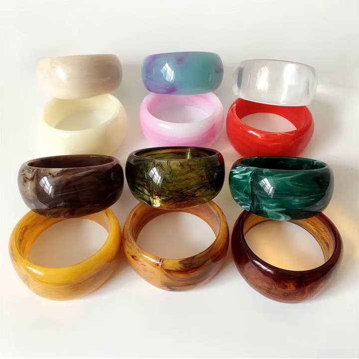 Folie à Trois - Wholesale Bangle Bracelet - Ivana Acrylic BRACELET