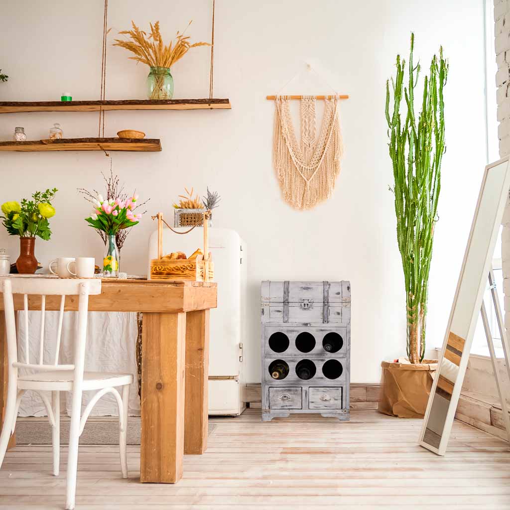 Creaciones Meng - Wholesale Bottle Rack/Holder - Wooden bottle chest with chest and hole for 6 bottles1