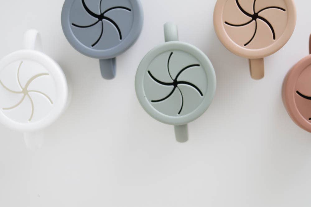 The Saturday Baby - Vente Boîte à goûter - Enfant et bébé - Gobelet à snack en silicone The Saturday Baby19