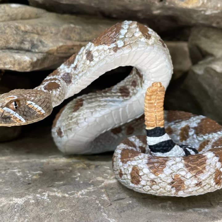 Safari Ltd. - Wholesale Figurine Toy - Kids - Western Diamondback Rattlesnake Toy