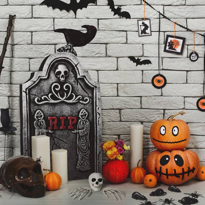 Fun Little Toys – Großhandel Gartendeko/-schmuck – 26-teiliges Halloween-Grabsteine- und Zubehör-Set