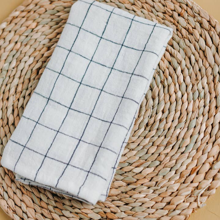 Creative Women - Wholesale Dinner & Cloth Napkin - Stone Washed Linen Hemmed Dinner Napkin5