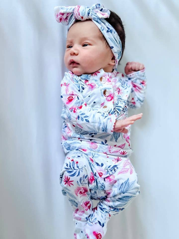 Stroller Society - Wholesale Clothing Set - Baby - Top & Bottom Baby Outfit (Newborn - 24 months sizes) - Bloom0