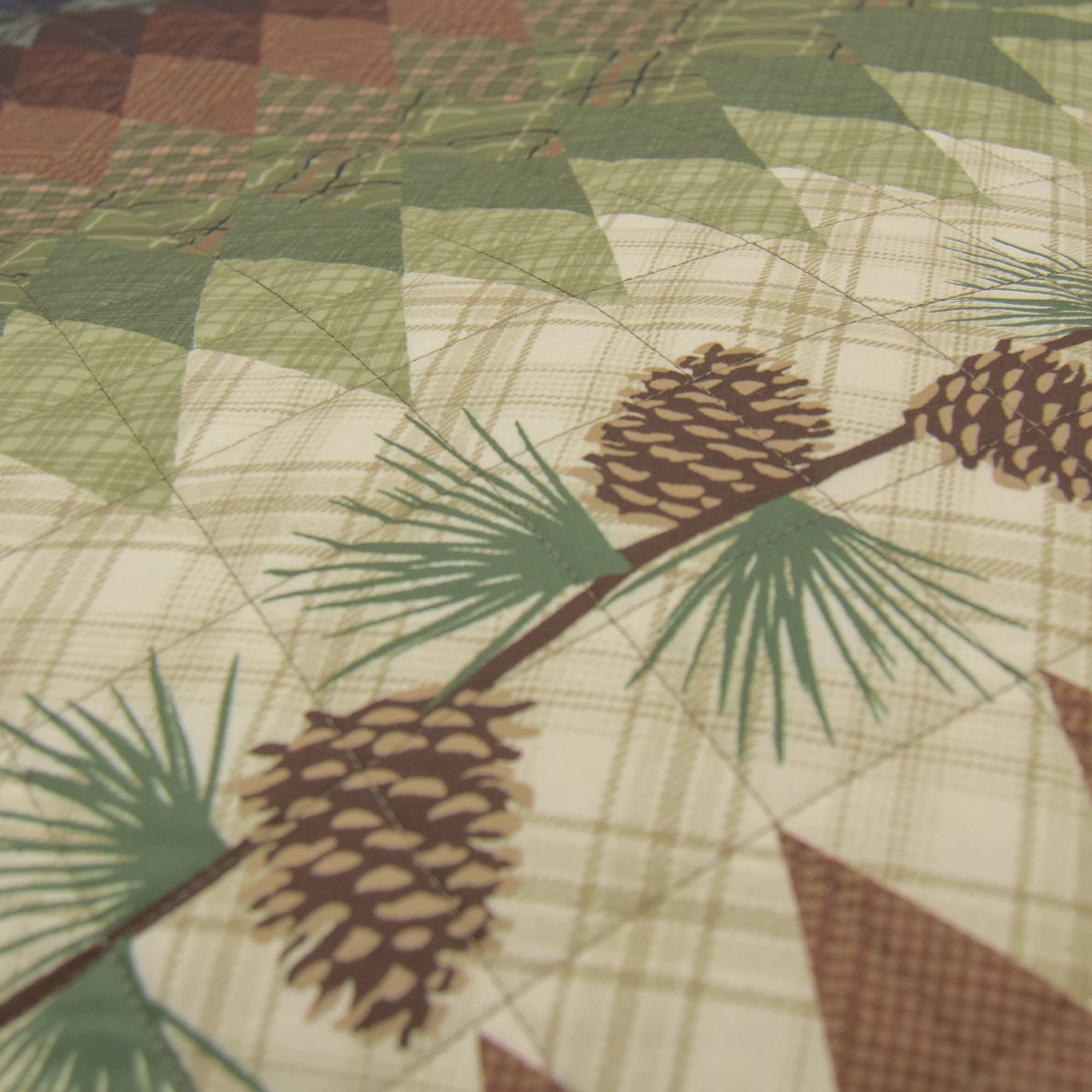 Donna Sharp - Wholesale Quilt - Pine Circle Quilt Collection3