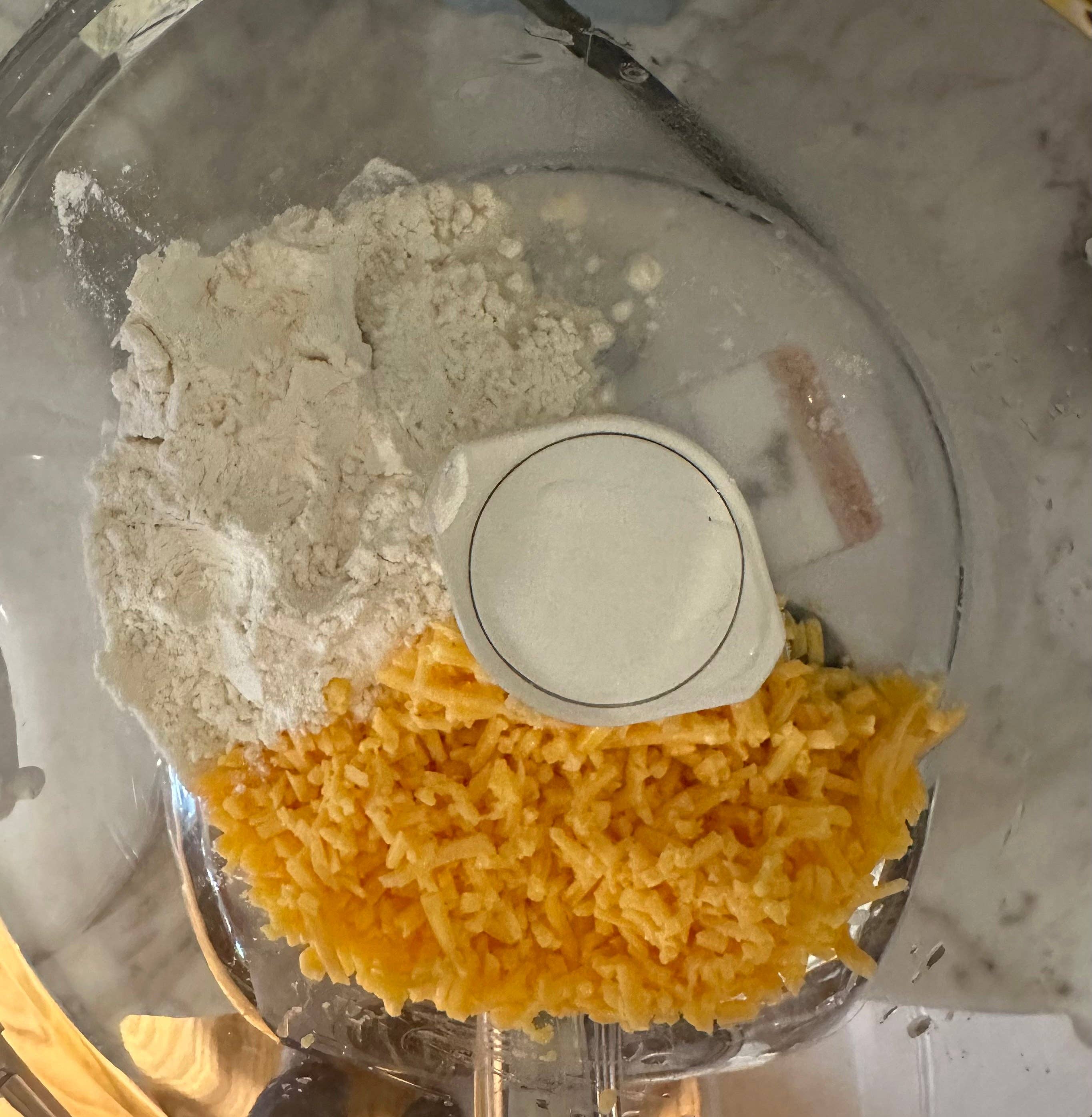 Big Head Barkery - Wholesale Pet Treats - Dog - Cheddar Cheese Fish-Shaped Dog Treats |Crunchy, Savory Bites7