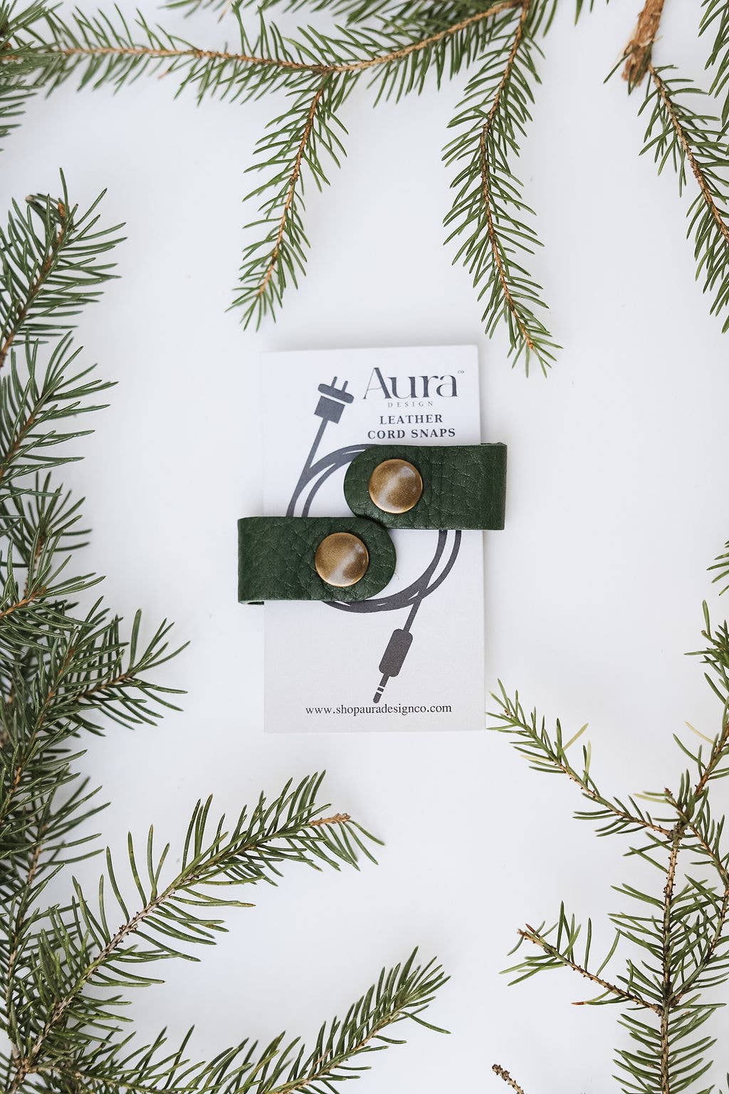 Aura Design Co. - Vendita all'ingrosso Supporti per cavi - Bottoni a pressione in pelle3