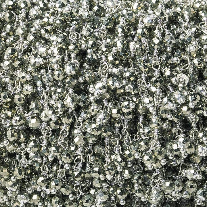 Chaîne pendante ronde en argent microfacetté en pyrite de 3 mm au pied pour la vente par Beads of Cambay