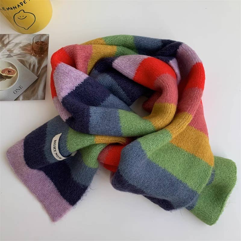 Little Trendy - Vente Écharpe – femme - Écharpe courte en tricot à rayures colorées Écharpe de couleur vive1