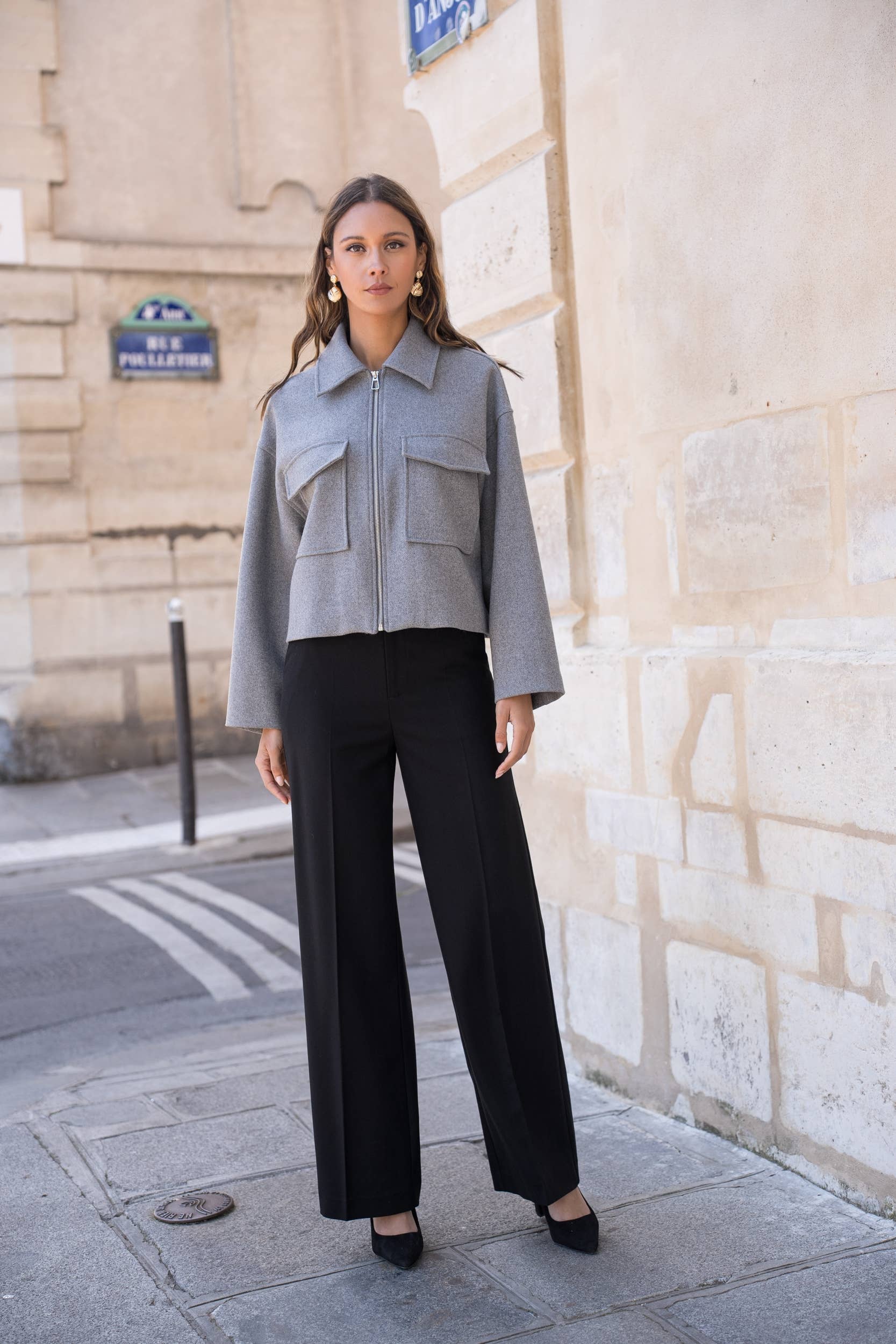 Attentif Paris - Wholesale Jacket - Women's - Structured short jacket in blended wool with patch pockets11