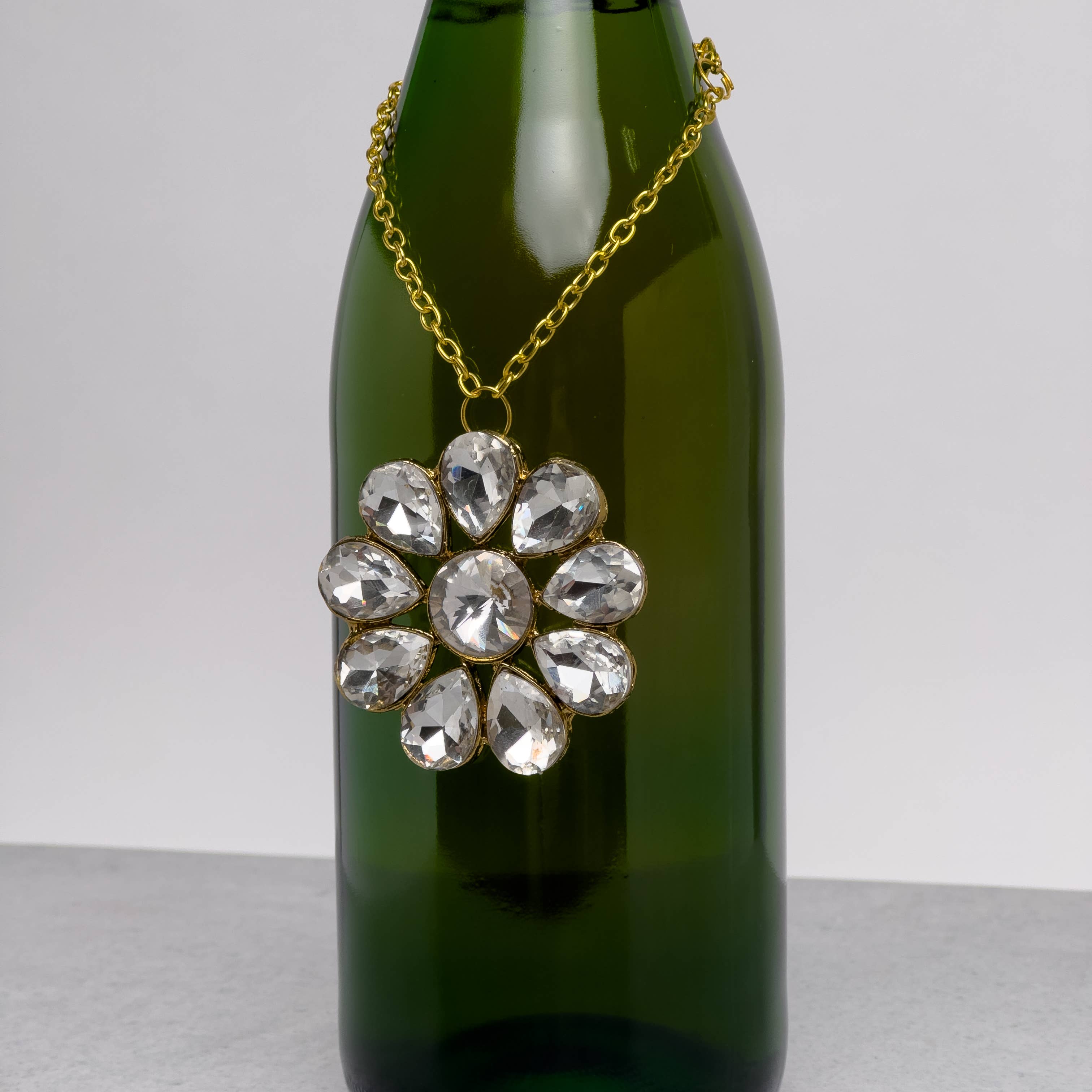 India Handicrafts Inc – wholesale Wine charm – Wine Bottle Charms, Asst.67