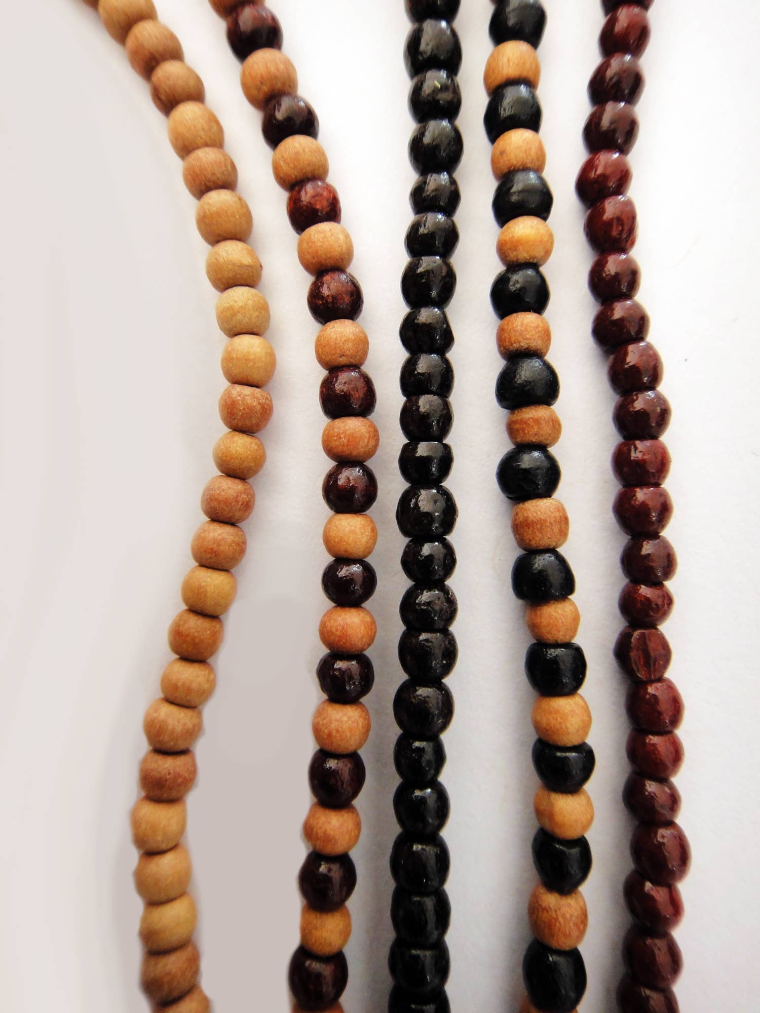 Tika - Wholesale Beaded/Pearl Necklace - Wood Necklace- 3mm11