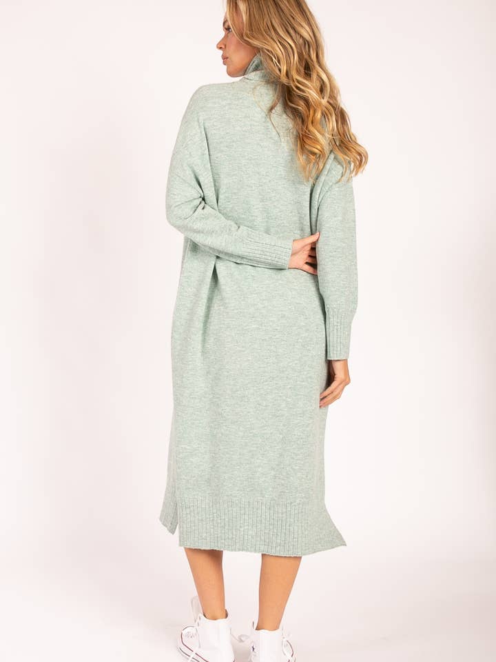 Heyson - Wholesale Dress - Women's - OSW1013 Cozy Oversized Knit Turtleneck Dress