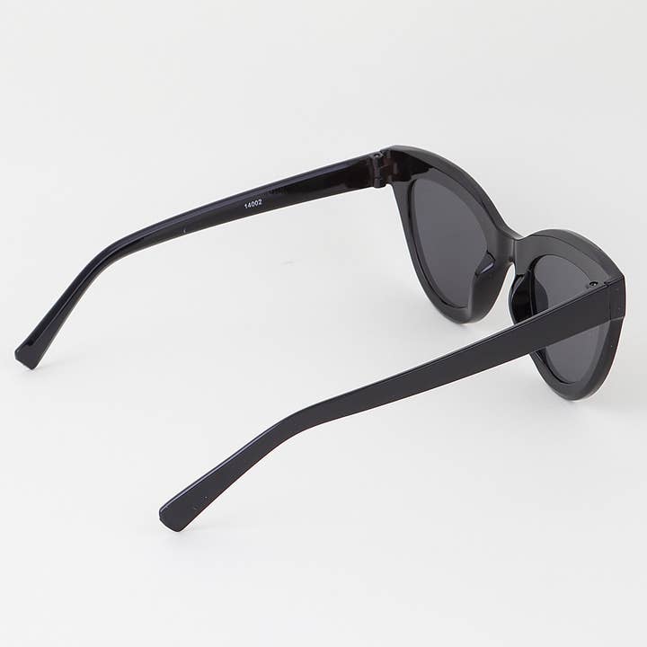 MIX Multi Minimal Cateye Sunglasses for wholesale on Faire