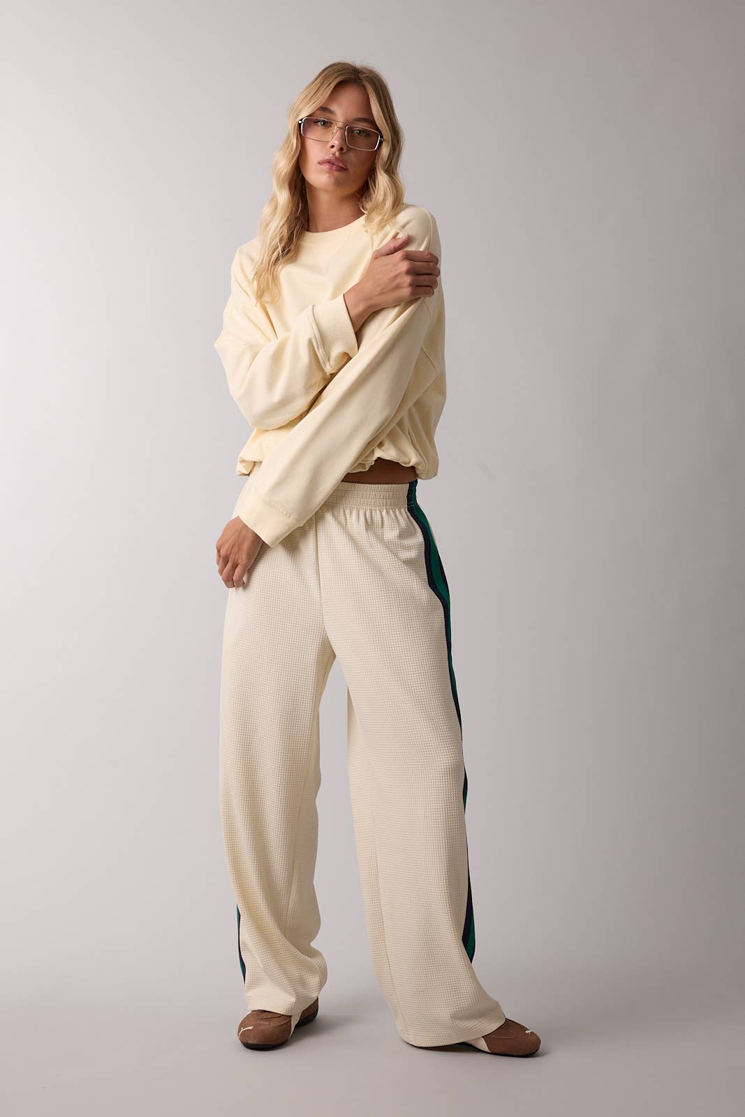 Wishlist Apparel - Wholesale Knit Top - Women's - BUBBLE HEM FRENCH TERRY TOP / WL25-114019