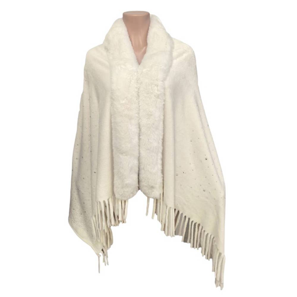 Sensibling Corp. - Vente Poncho – femme - Poncho à franges orné de strass en fausse fourrure10