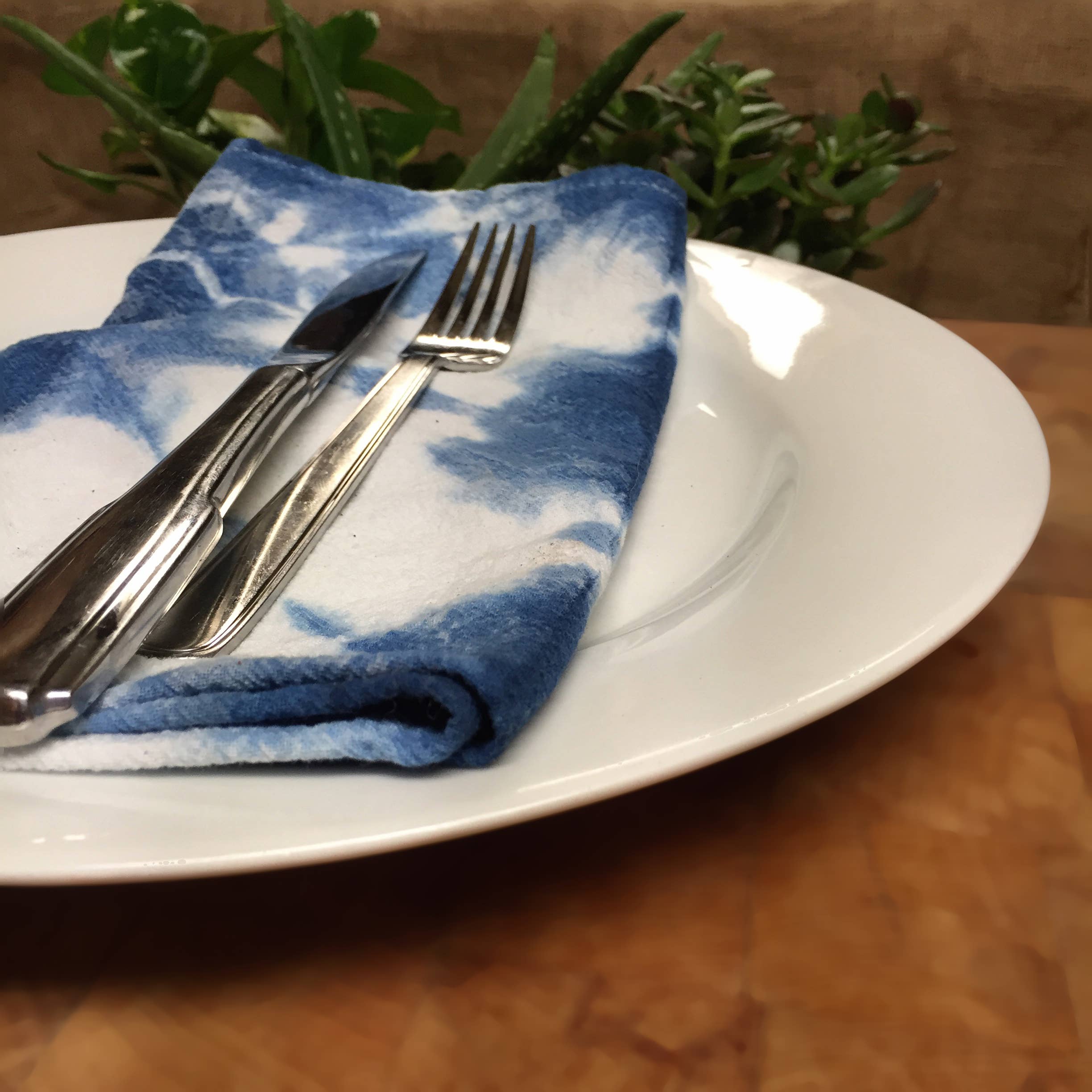 fiber + mud - Wholesale Dinner & Cloth Napkin - Cloth Napkins Coastal Vibe Indigo Shibori4