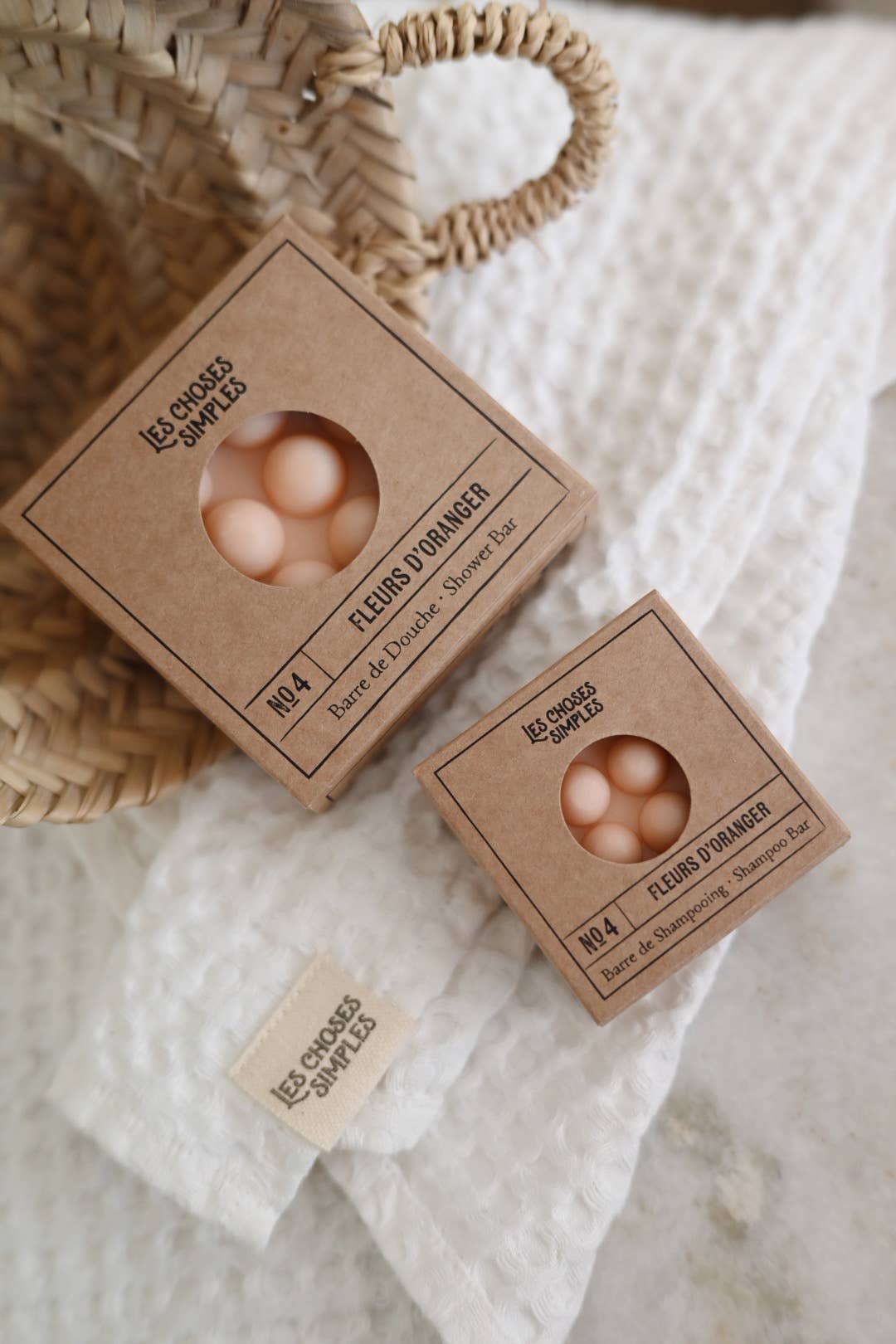 Les Choses Simples – wholesale Schampopuck/Schampo i fast form – Schampotvål Nr4 Apelsinblom3